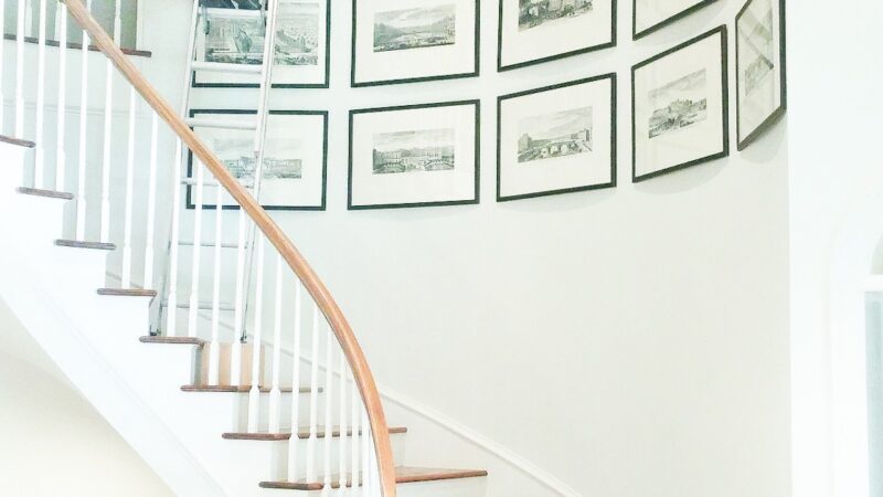Art Gallery Installed on Curved Wall